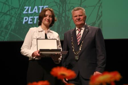 ZLATE PETICE 90 FOTO LJUBO VUKELIČ